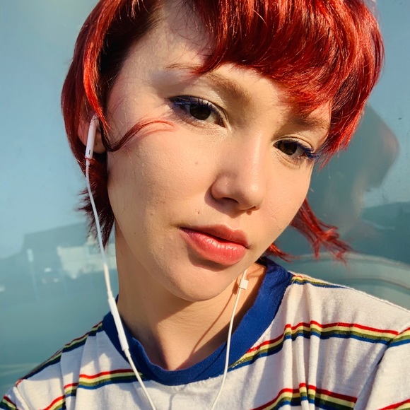 Meet your Posher, Paige - Picture 1 of 1